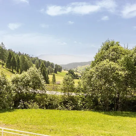 Apartment Appartementhaus Hoamart